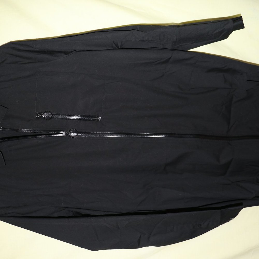 ASOS - Picture 2 of 3